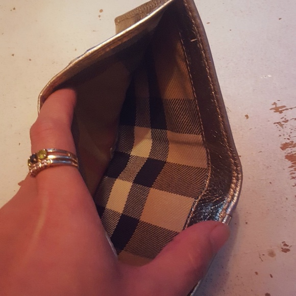 Burberry Metallic Gold Stirrup Wallet - Picture 6 of 6